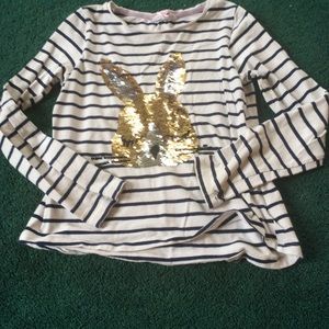 Sequenced bunny flip shirt